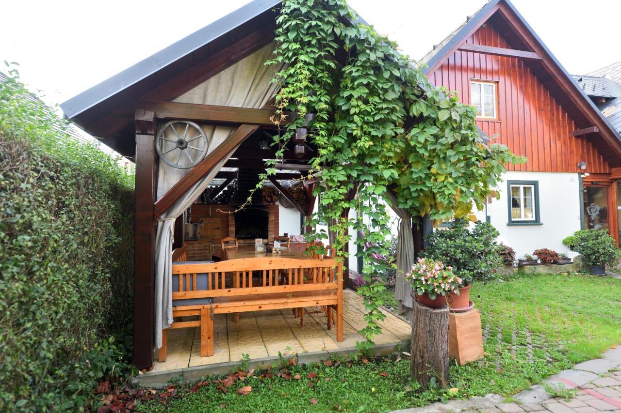 Penzion V Chaloupce Rychnov nad Kneznou Exterior photo