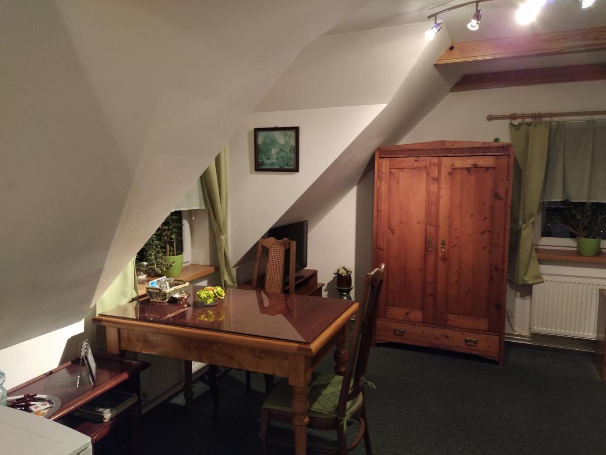 Penzion V Chaloupce Rychnov nad Kneznou Exterior photo